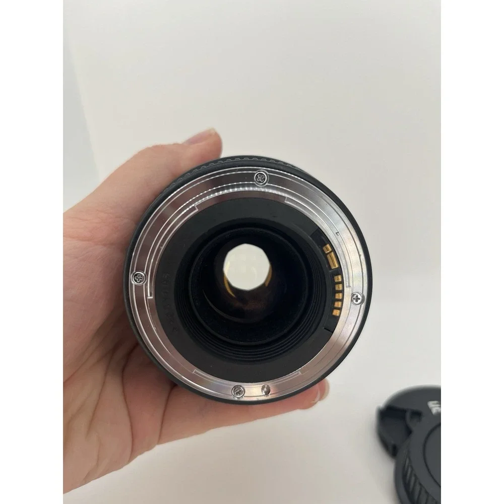 Canon EF 100mm f/2.8 Macro USM Lens EF Mount Untested